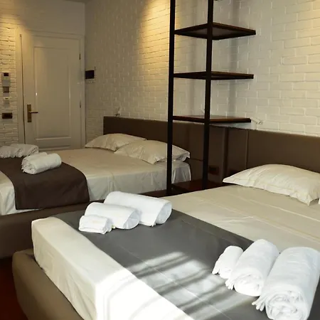 Hotell Ergi's 4*