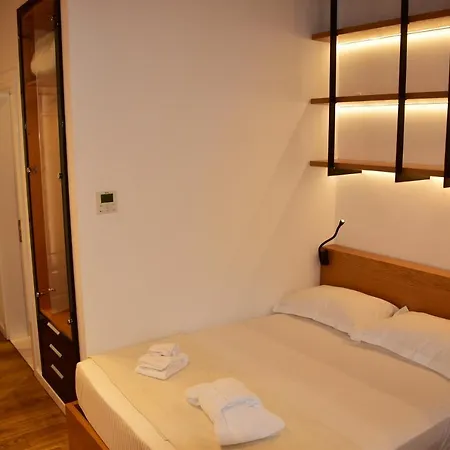 Ergi's Hotell 4*